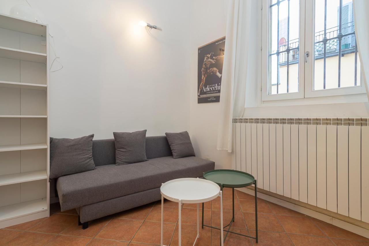 Flat In Isola De Castillia 22 Milánó Kültér fotó